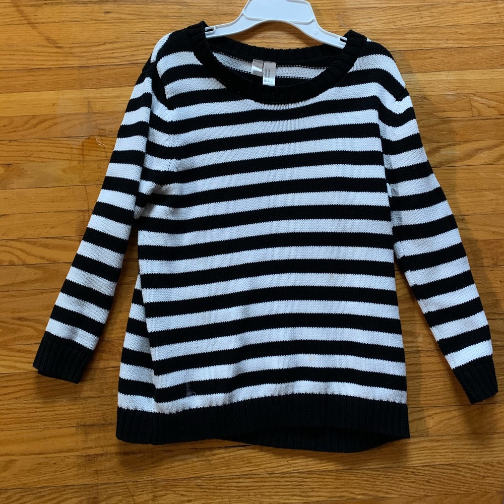 Very cute black and white striped sweater